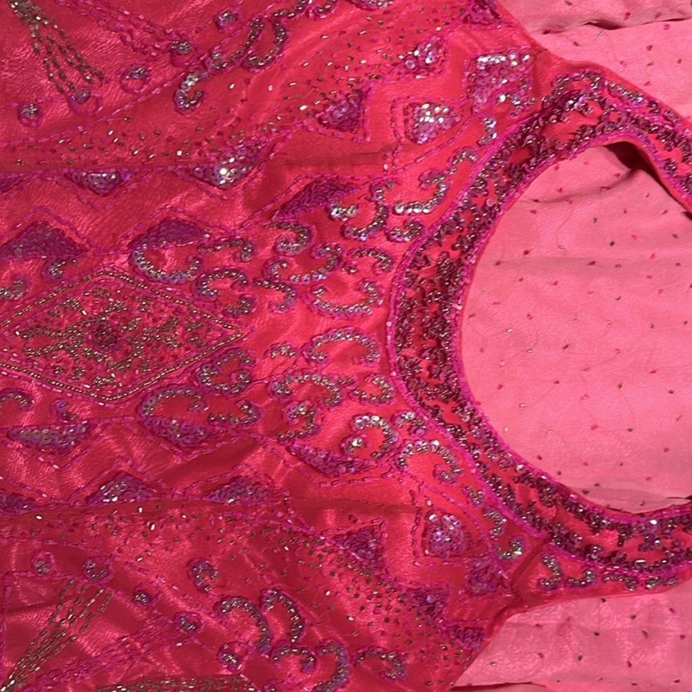 Stunning 100% silk vintage Pink Halter Neck/mermaid style gown - Picture 5 of 5